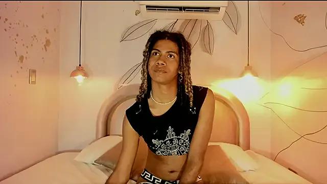 Freechat Maxim-Walker on StripChat