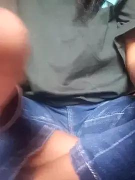 Freechat meenu_bhabhi547 on StripChat