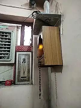 Freechat meenu_bhabhi547 on StripChat