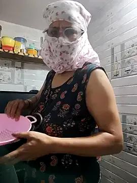 Freechat meenu_bhabhi547 on StripChat