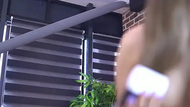 Freechat MillaSerene on StripChat