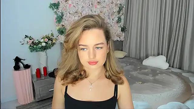 Group MiracleCurly on StripChat