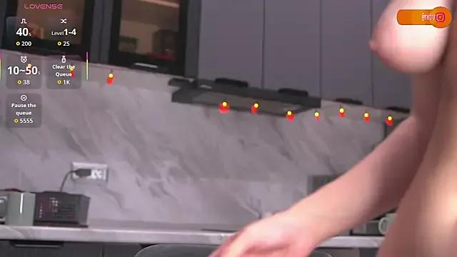 Freechat Mirarune on StripChat