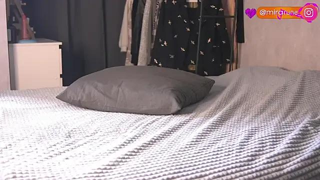 Freechat Mirarune on StripChat