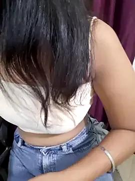 Freechat Monalisa670 on StripChat