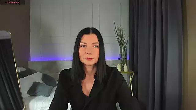 Freechat MonicaCheerful on StripChat