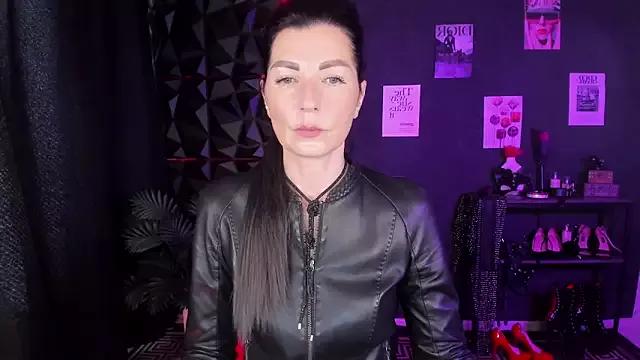 Freechat MonicaCheerful on StripChat