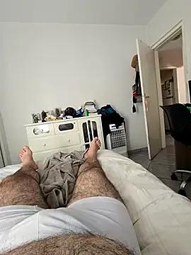 Freechat MysterBearMG on StripChat