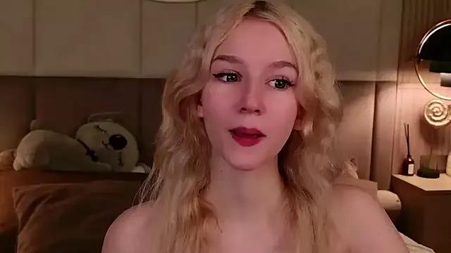 Freechat NaomiLoys on StripChat