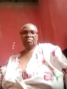 Freechat naughtygrannyXXX on StripChat