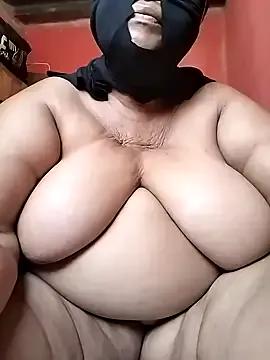 Freechat naughtygrannyXXX on StripChat