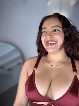 Freechat NaughtyNinnaXXX on StripChat