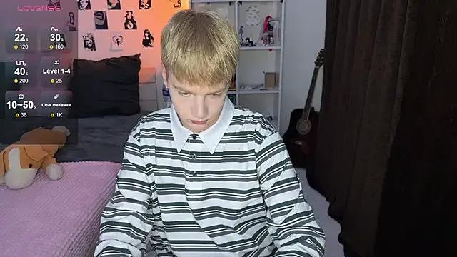 Freechat olivertasty on StripChat