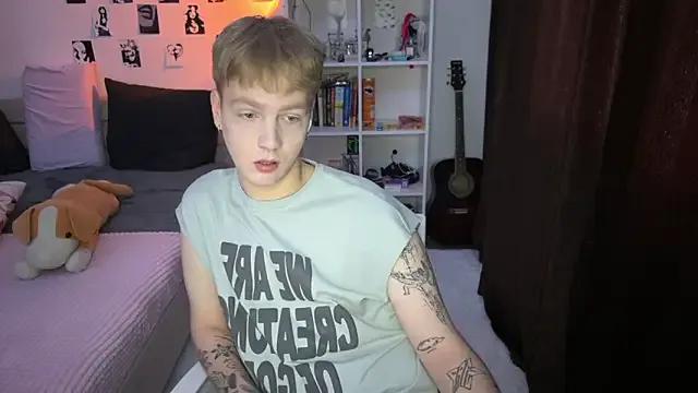 Freechat olivertasty on StripChat