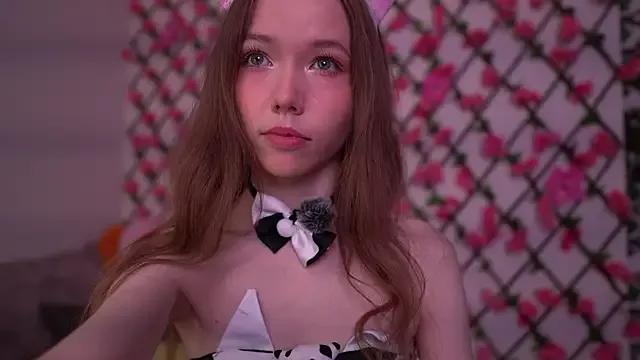 Freechat Petite_Polly on StripChat