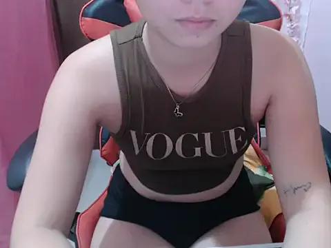 Freechat pinayscarlet on StripChat