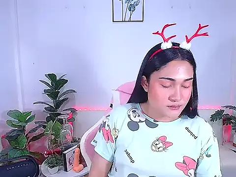 Freechat plysaithailand on StripChat