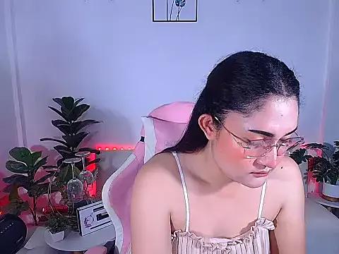 Freechat plysaithailand on StripChat