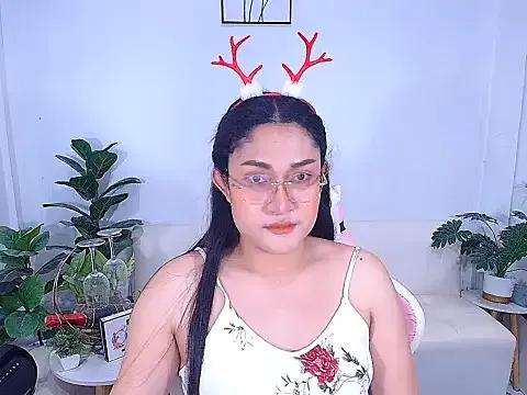 Freechat plysaithailand on StripChat