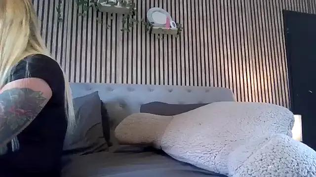 Freechat poppyinga1 on StripChat