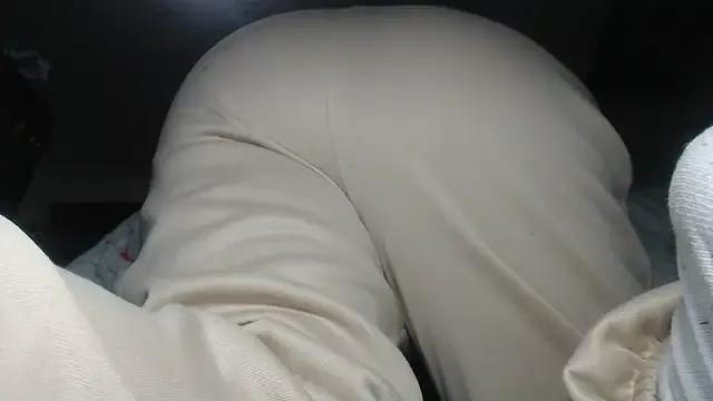 Freechat prettyangelsquirt on StripChat