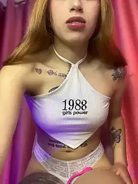 Freechat PrettyAshley_ on StripChat