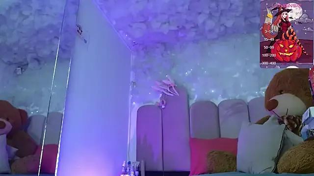 Freechat puca_ebony on StripChat