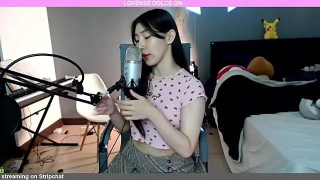 Freechat raspberryroll on StripChat