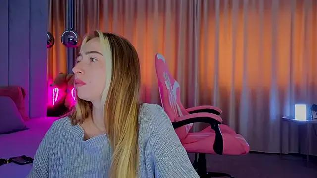 Private Reina_Cummings on StripChat