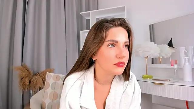 Freechat RevaFazekas on StripChat