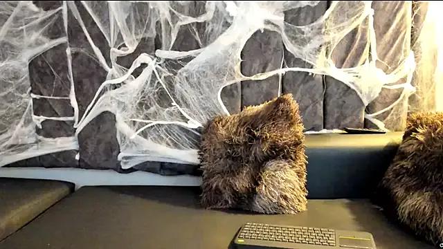 Freechat Rowan_Mills on StripChat