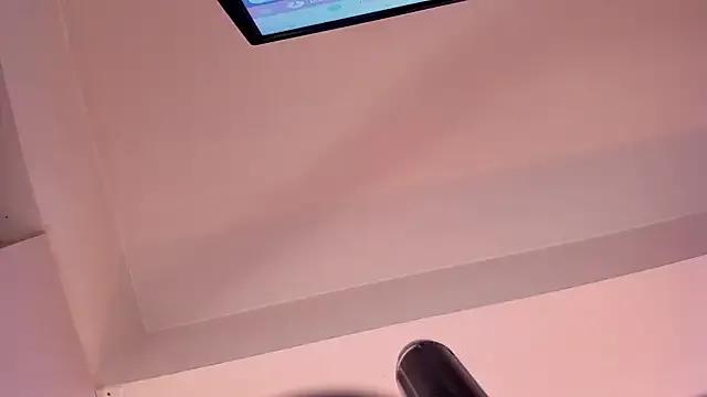 Freechat rubyrouge__ on StripChat