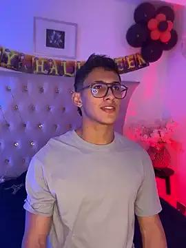 Freechat SalvadorFit on StripChat