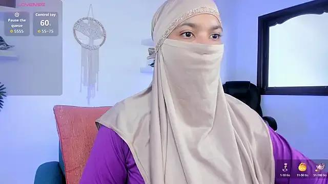 Freechat saray_halam on StripChat