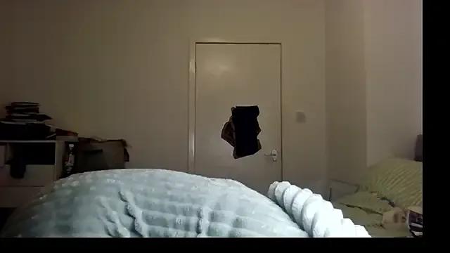 Freechat Scottishzara on StripChat