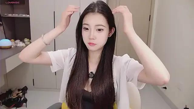 Private seoYuki on StripChat