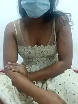 Freechat sexybolegirl on StripChat