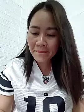 Freechat Singlemom69x on StripChat