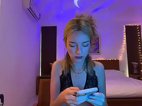 Freechat SirenaBelle on StripChat