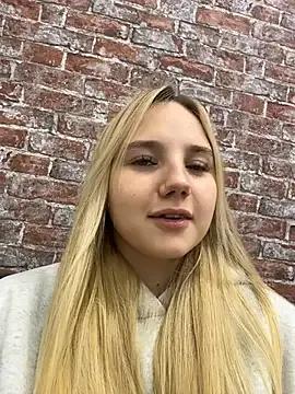 StripChat Sky_Cutie is Private Sky_Cutie — my favorite pose