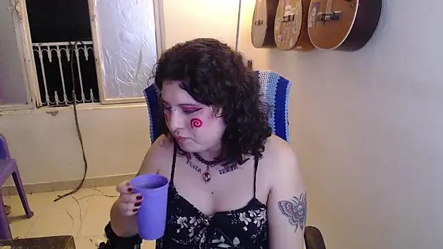 Freechat Smoke_trip_Alicia on StripChat