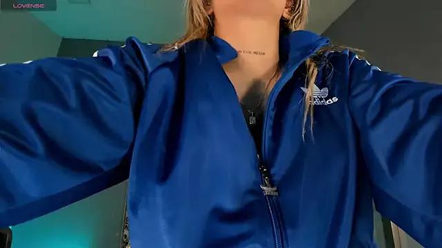 Freechat SophiePalmer on StripChat