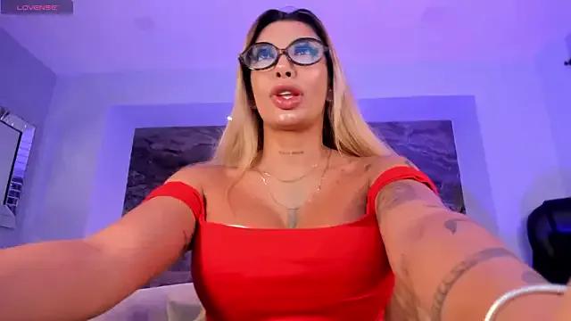 Freechat SophiePalmer on StripChat