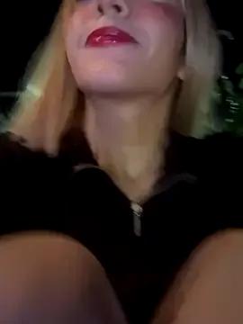 Group SweetBunnyGF on StripChat