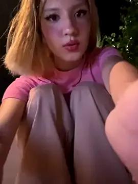 Group SweetBunnyGF on StripChat