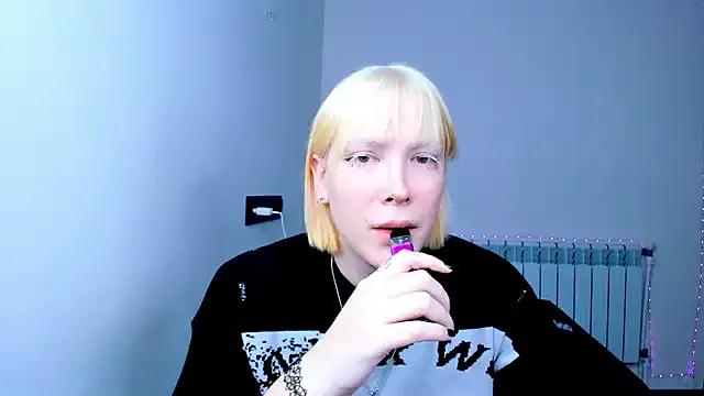 Freechat tenebris on StripChat