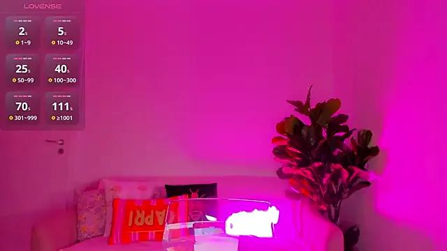 StripChat TiaBelle is Freechat TiaBelle — Hard Pussy fuck at GOAL