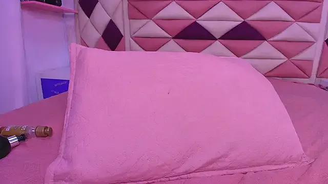 StripChat valecastro_ is Private valecastro_ — big Squirt.