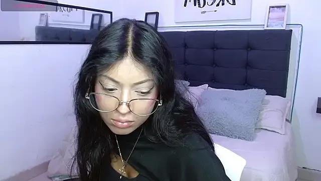 Freechat vaness_weet on StripChat