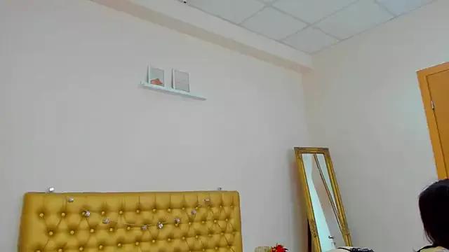 Freechat VeraWatts on StripChat